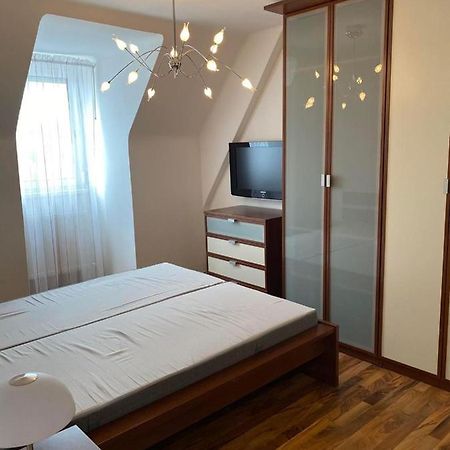 Montel Park - Linz Danube River Apartment Luaran gambar